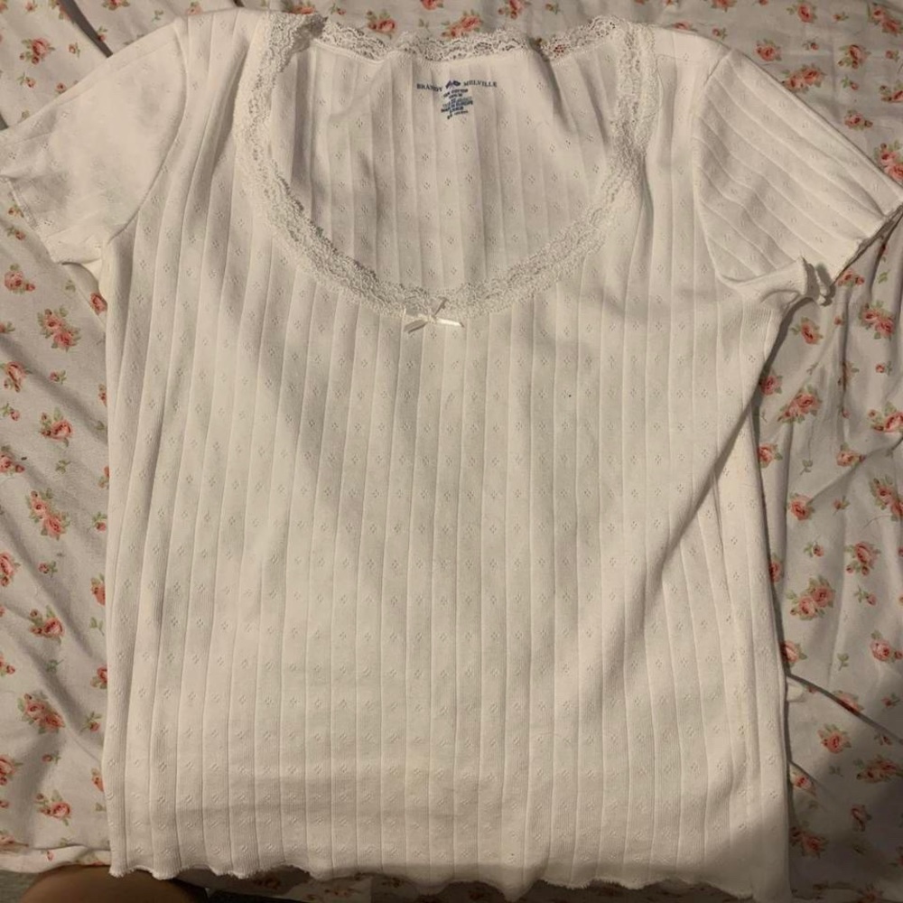 Brandy melville eyelet top with bow